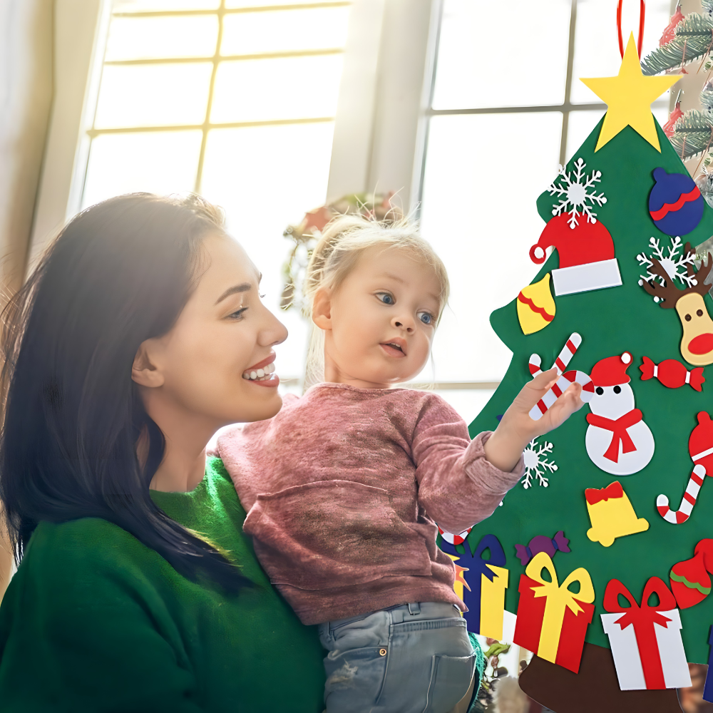 Novogodisnja jelka od filca za zid sa 26 ukrasa koji se lepe - rs-mangoshop.com